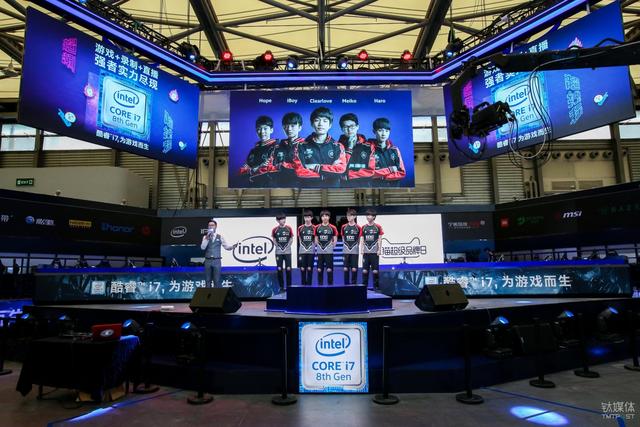 与众多终端厂商的暧昧中，藏着英特尔的游戏生态