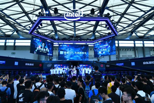 与众多终端厂商的暧昧中，藏着英特尔的游戏生态