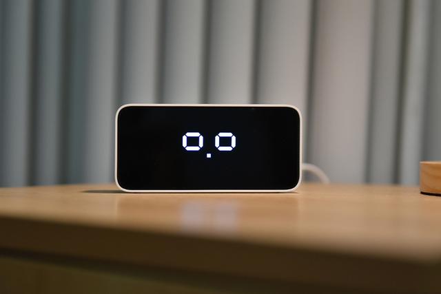 能听会说/高颜值 小米小爱智能闹钟开箱体验