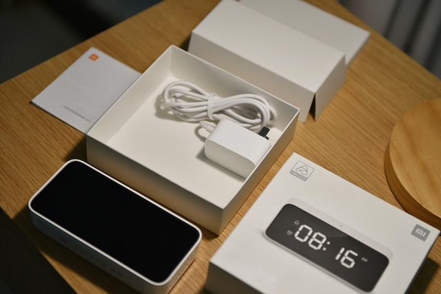 能听会说/高颜值 小米小爱智能闹钟开箱体验