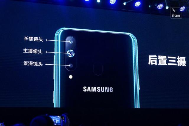 三星发布 Galaxy A8s：全球首款「钻孔屏」手机来了！