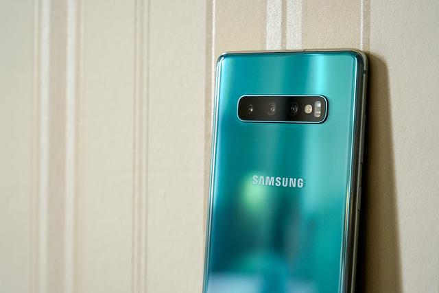 一见心动的清新 三星Galaxy S10+琉璃绿图赏