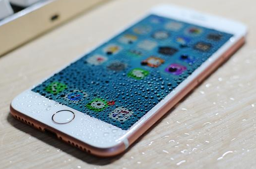 近期要买手机的注意了，这5部手机正在大降价