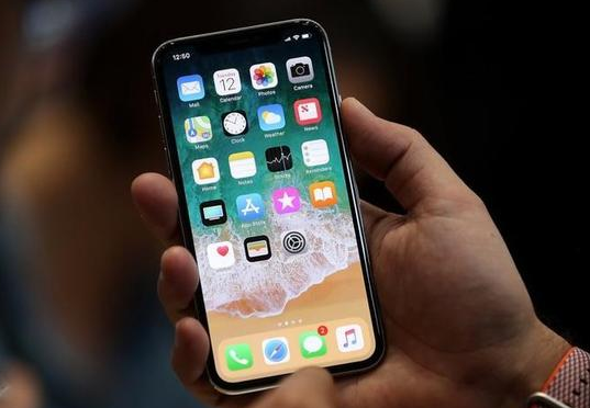 新版iPhoneX曝光:6.1寸全面屏+全金属机身,5998元!