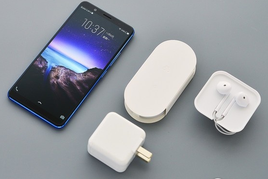 不能小看国产手机 这6款国产神机上京东最超值