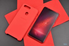 视觉手感的完美融合 热门超薄手机推荐