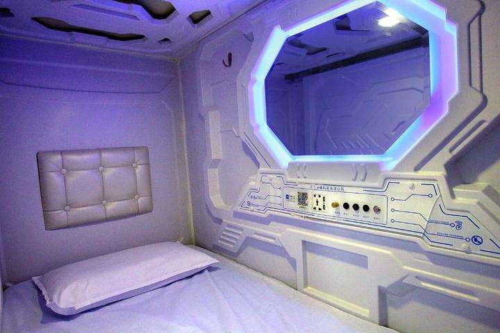 1513240482889952.jpg 共享睡眠仓.jpg