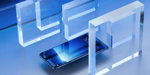 业内首款屏下指纹手机，vivo X20Plus全面屏手机全球首发