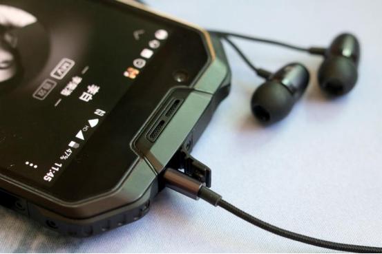 AGM X2 IP68军用级三防手机,时尚外观,超强性能!