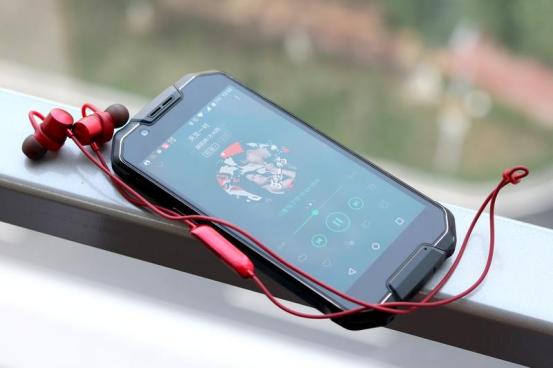 AGM X2 IP68军用级三防手机,时尚外观,超强性能!