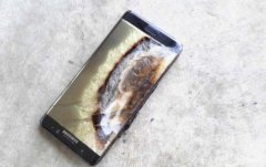 一边充电一边玩手机，手机电池会坏吗？