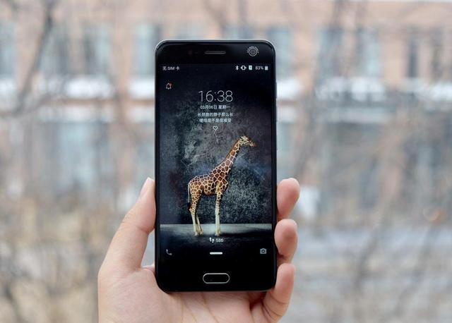 中兴月底上线5G手机，网速贼溜