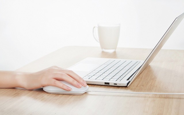 PC 安全玩转"指"间 指思指纹鼠标上市 