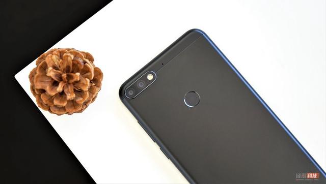 899元人脸识别双摄新标杆:荣耀畅玩7C图赏