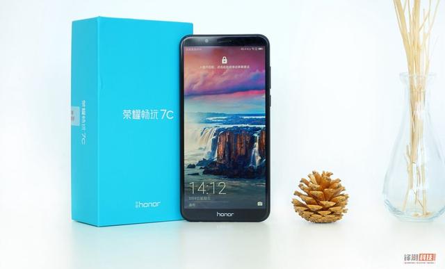 899元人脸识别双摄新标杆:荣耀畅玩7C图赏