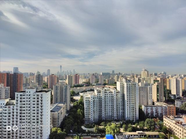 小米林斌表示:手机坏了不修 直接换新 拍照秒iPhoneX