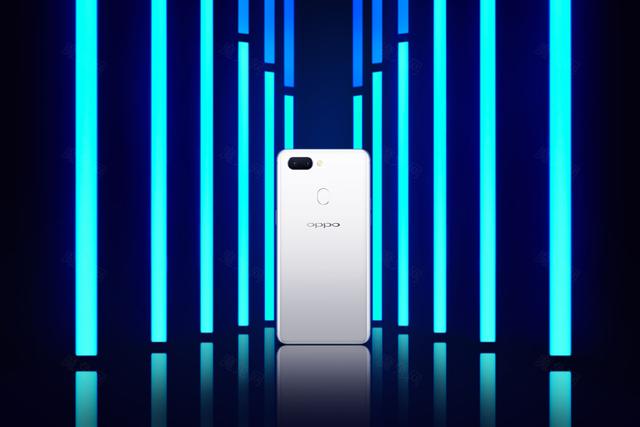 渐变的青春色彩 OPPO R15系列智能手机高清图赏