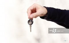 滴滴、美团杀入共享汽车，风口来临前先活下来