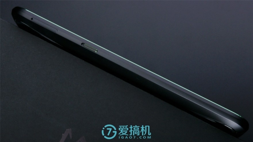 黑鲨游戏手机竞技版发布：3999元