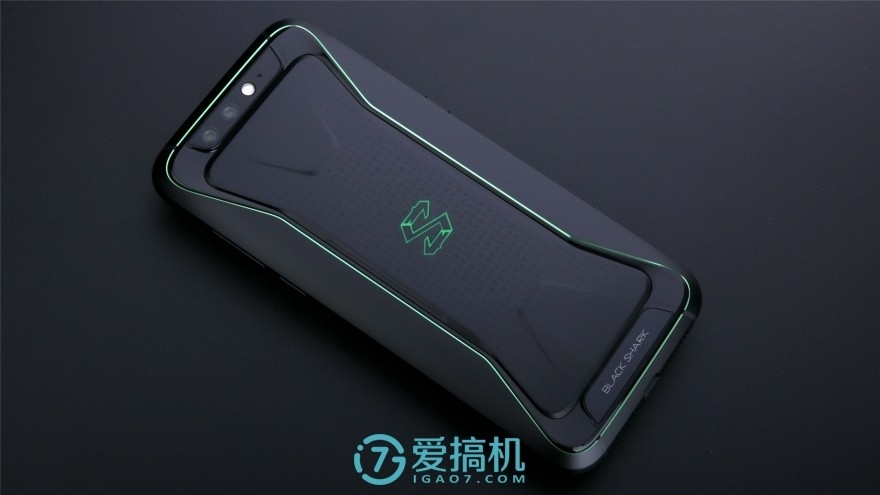 黑鲨游戏手机竞技版发布：3999元