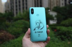 小米6X初音未来限量套装发布：2099元/全球唯一编号