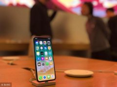 iphone8降价，迎接iphone9上市，你会选择哪一款手机