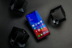 OPPO R17 Pro、华为、iPhone夜拍大比拼，谁才是一代夜拍神