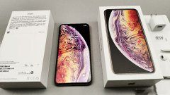 iPhoneXsMax运行100个应用测试安兔兔，成绩意外