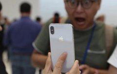 iPhone X从八千三跌到六千五，老果粉：买早了！