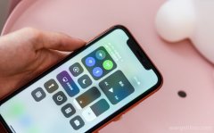 iPhoneXR为什么取消3D Touch？这可能是苹果考虑已久的问题！