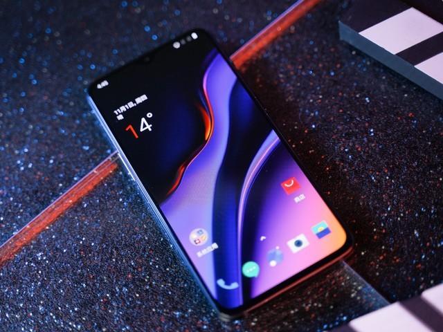 良心推荐!这几款才是2018年底最值得买的手机