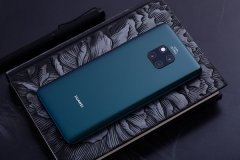 惊呆了!华为Mate 20相机布局居然有这寓意!