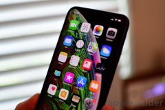 更轻更薄 明年iPhone将采用集成触控的新型OLED屏幕