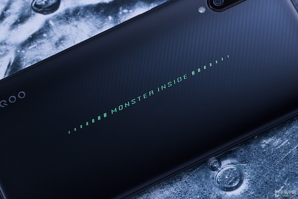 iQOO手机 monster骑士黑版