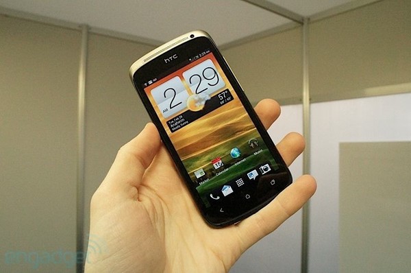 HTC One S