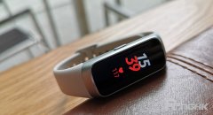 50米防水 + 7 日续航力：Samsung Galaxy Fit 上手试玩