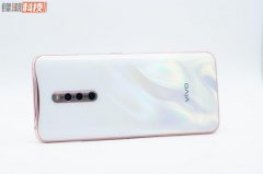 单纯的白色，vivo却把它玩出花来了！vivo X27 Pro 真机图