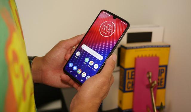 史上最“短命”的手机：Moto Z4的更新仅支持到Android Q